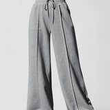 Pantaloni de trening largi, casual și eleganți pentru plimbări prin oraș