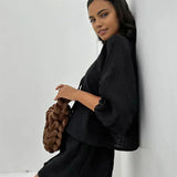 Set format din pantaloni scurți și Albastruză cu mânecă lungă, cu detaliu de fundă