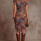 Martina | Rochie midi plisată cu decolteu în V, imprimeu de artă abstractă în stil boem